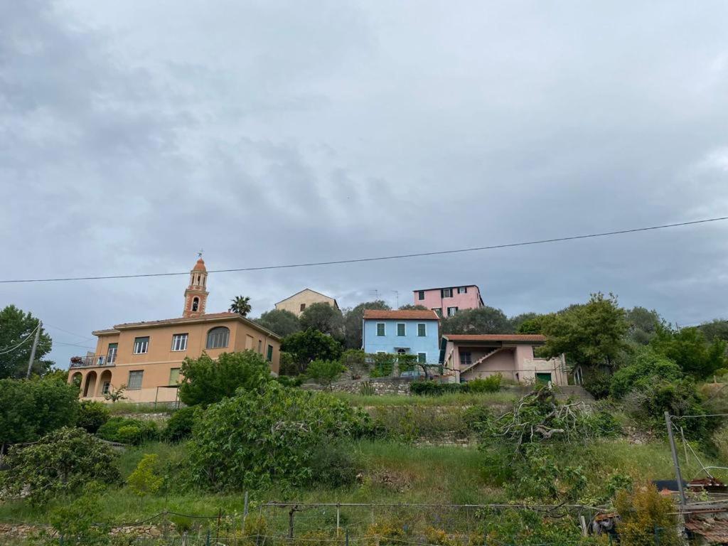 Casa Elvira Villa Imperia Exterior photo
